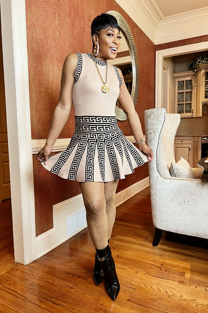 Diamond Patterned Fishnet Stockings